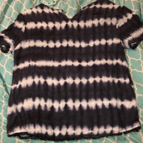 Shirt - Picture 2 of 2